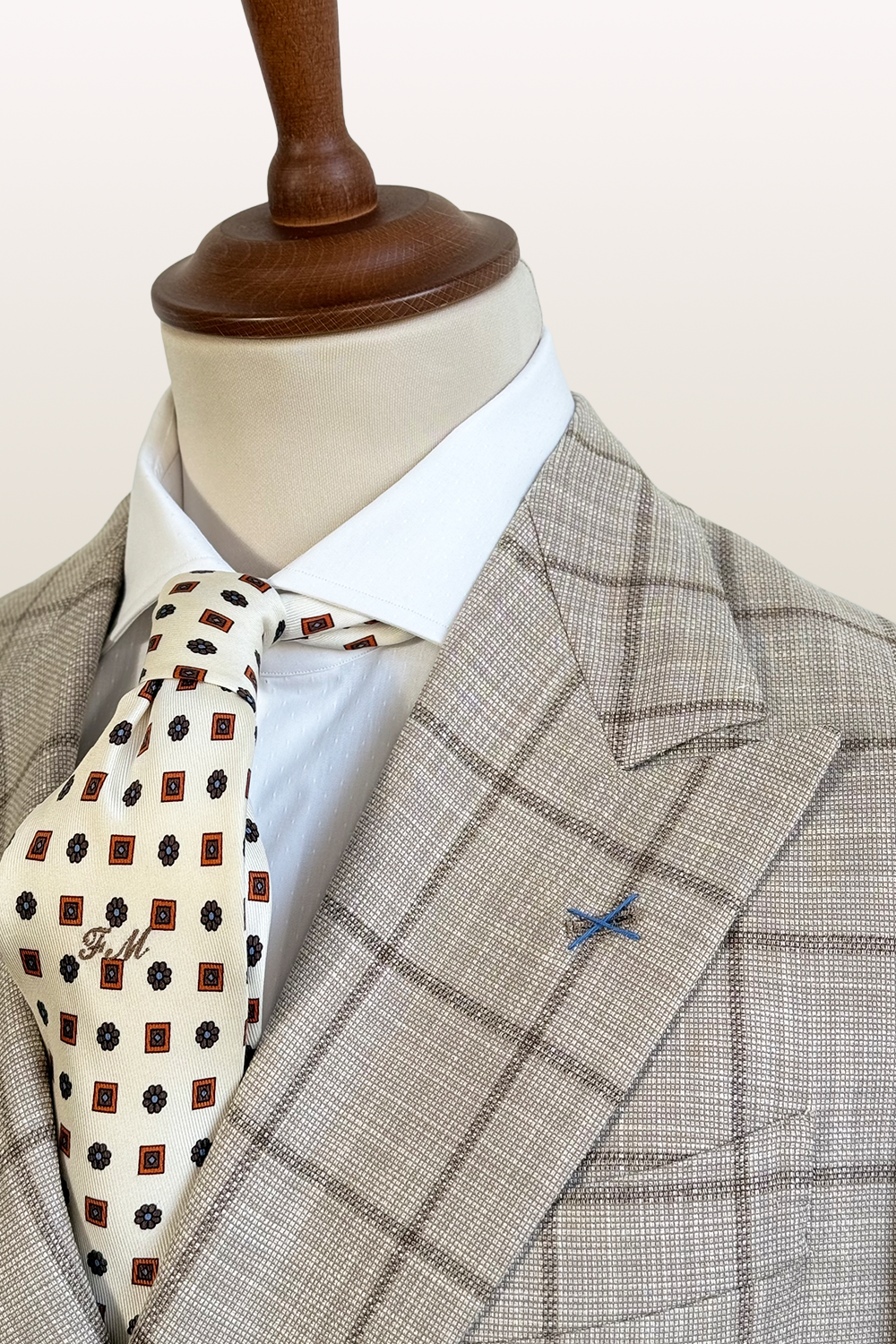 ABITO DOPPIOPETTO IN PURA SETA A TELA