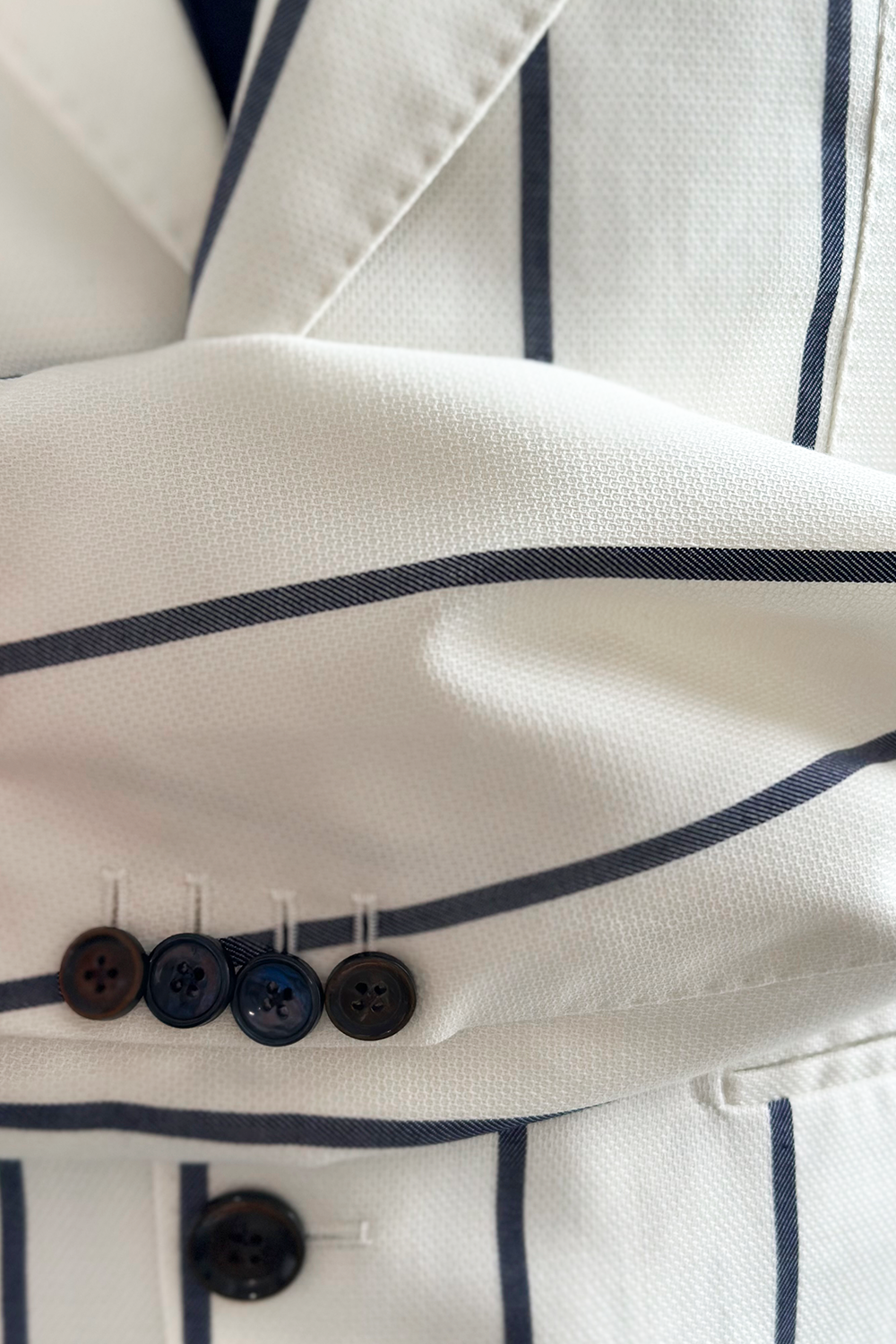 ABITO ESTIVO MONOPETTO RIGATO BIANCO CREMA E BLU