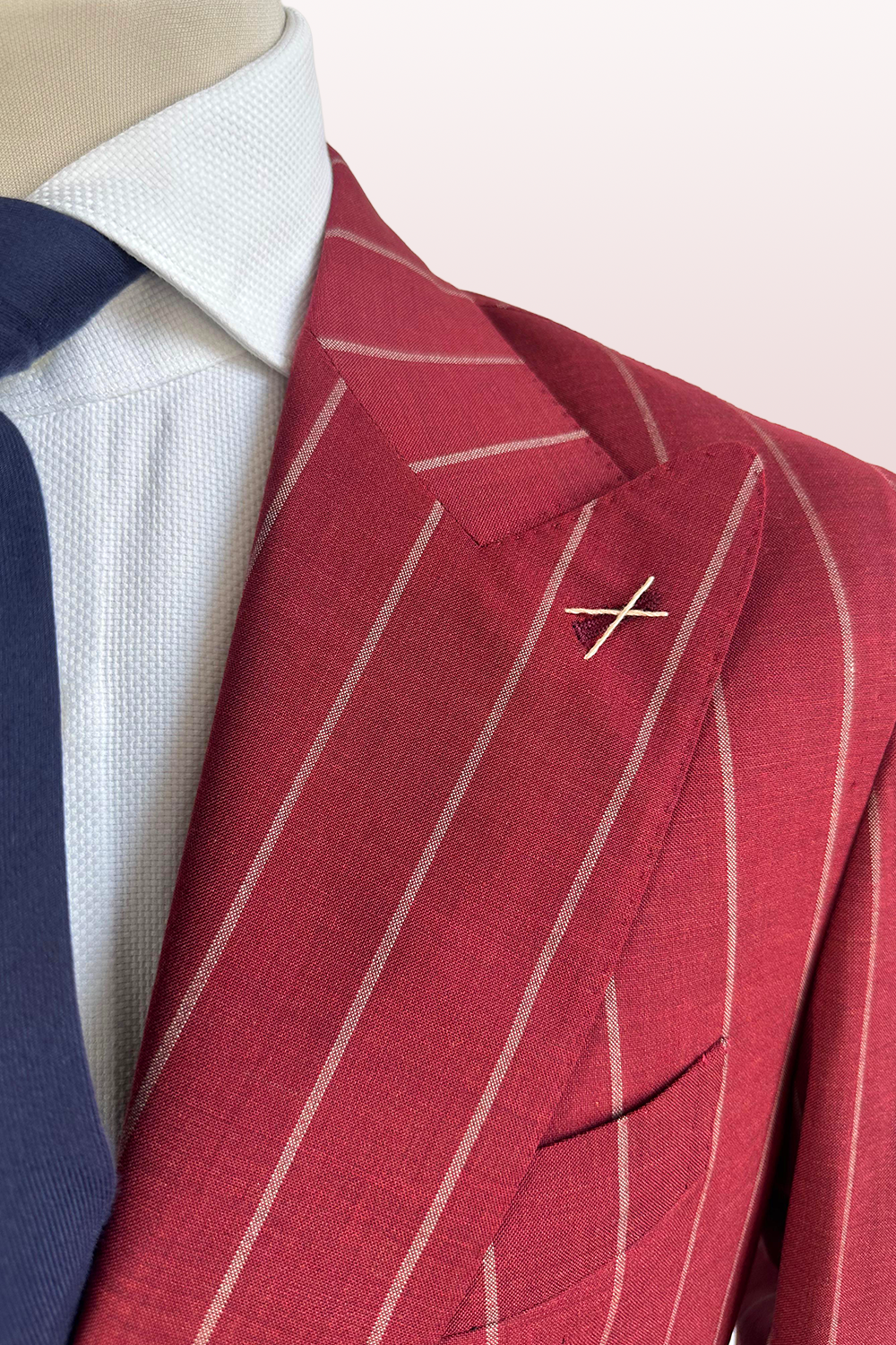 ABITO MONOPETTO RUBINO A RIGHE