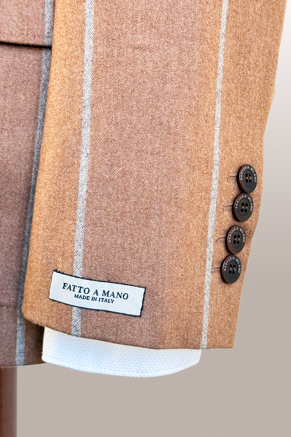 ABITO MONOPETTO IN PURISSIMO CASHMERE