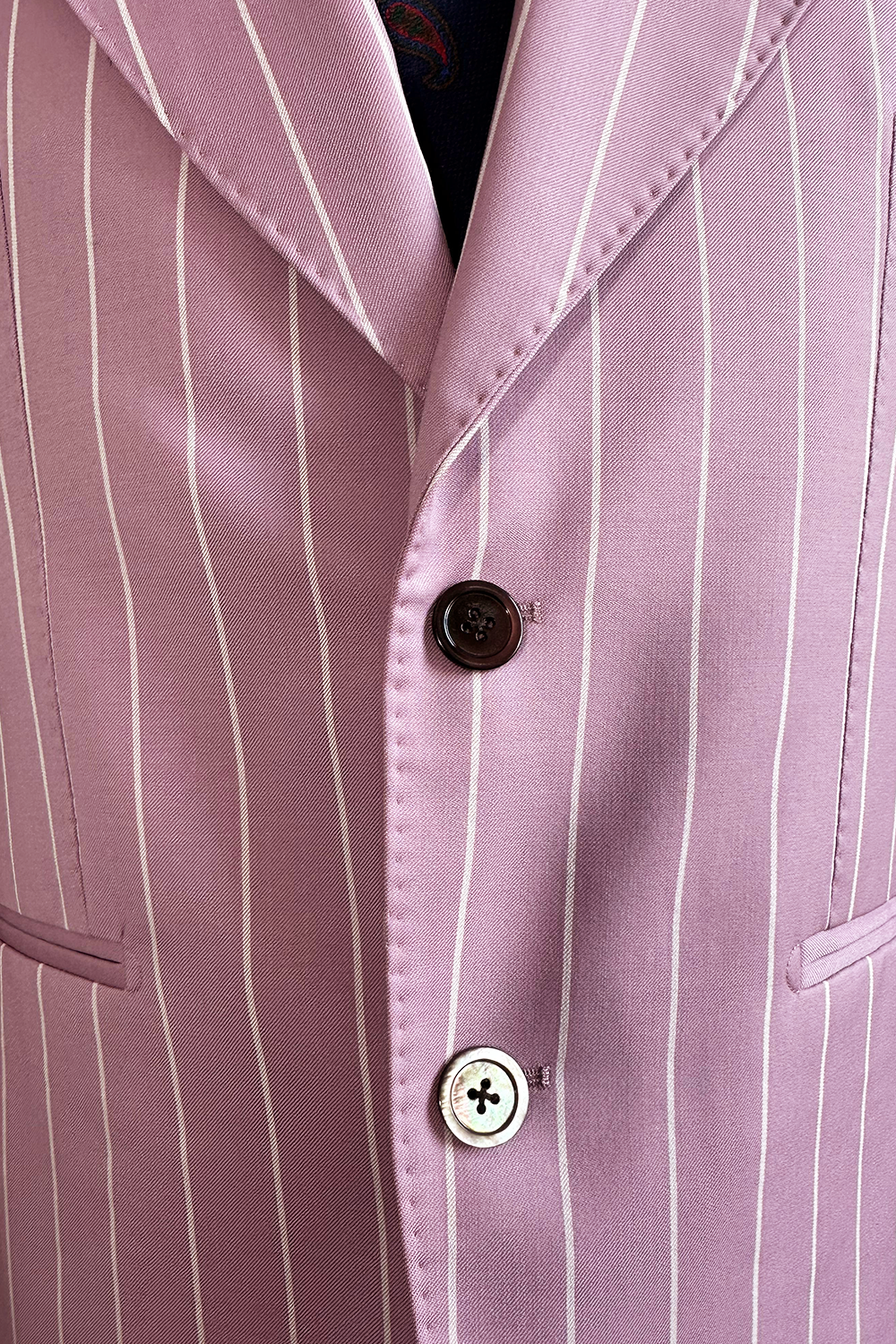 ABITO MONOPETTO ROSA GESSATO