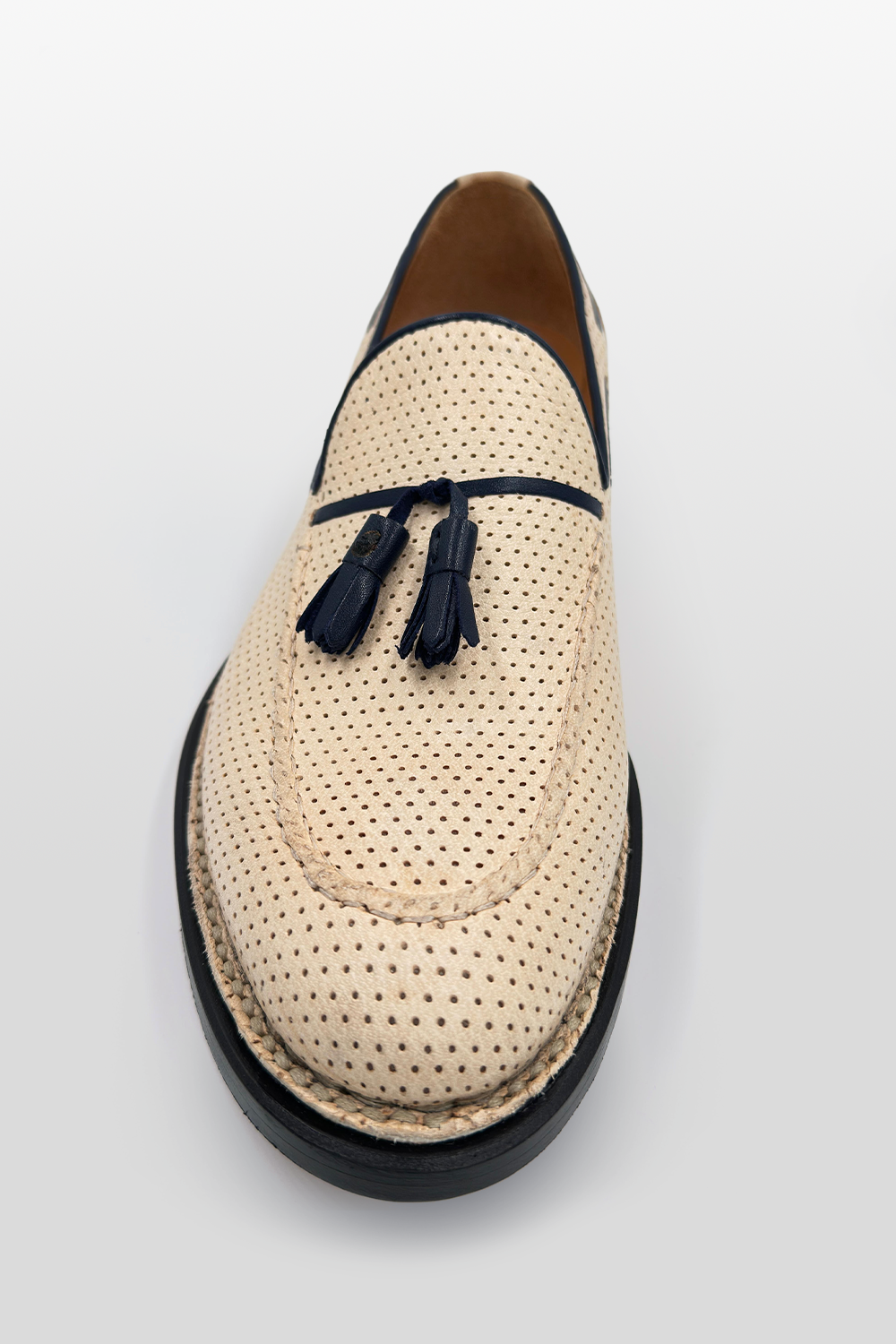 MOCASSINO ESTIVO IN BUFALO FORATO