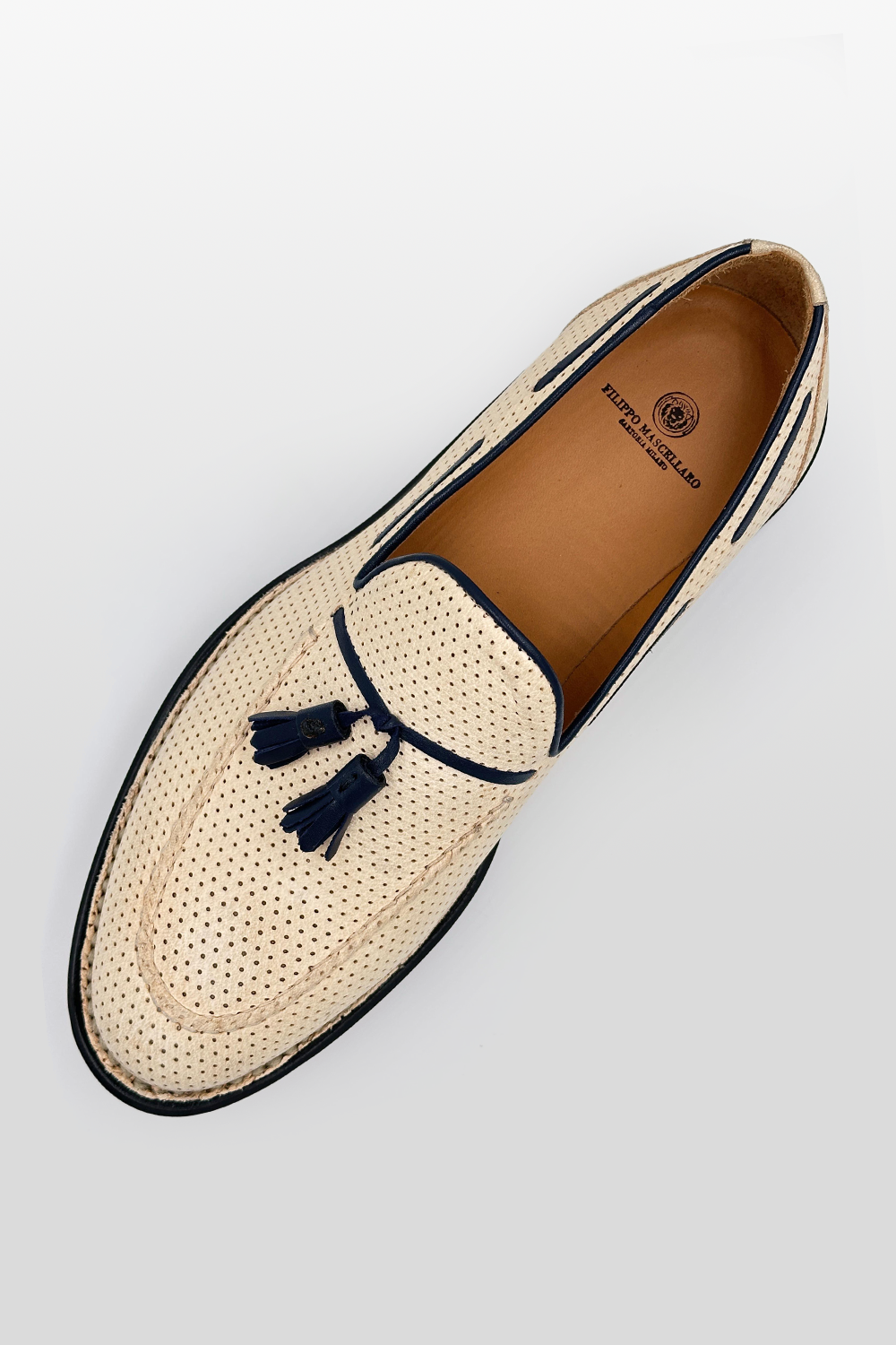 MOCASSINO ESTIVO IN BUFALO FORATO