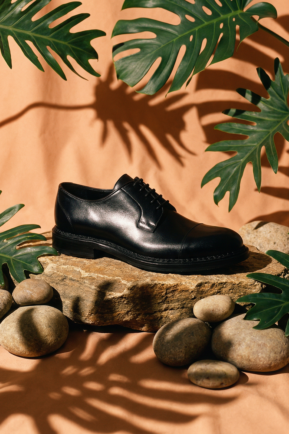 DERBY NERA IN PELLE DI VITELLO