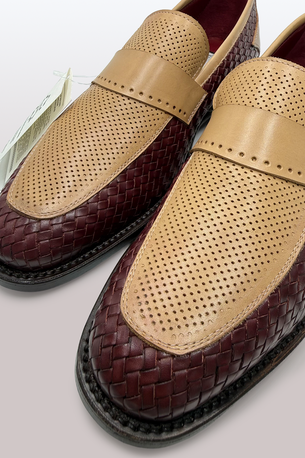 MOCASSINO IN PELLE INTRECCIATA & PELLE TRAFORATA