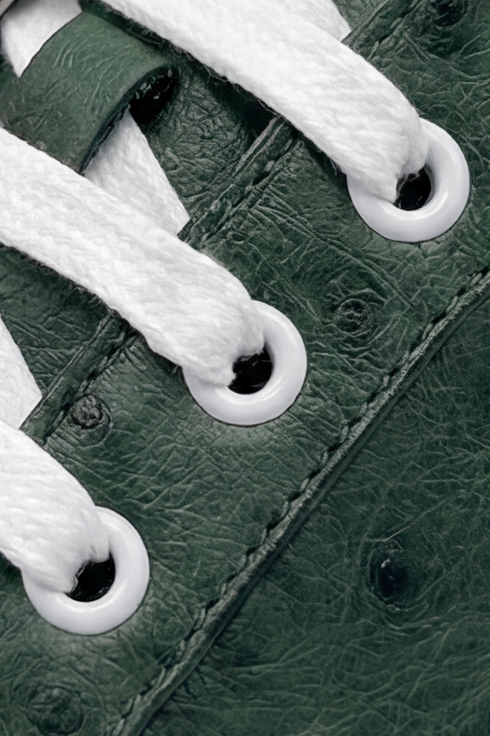 SNEAKERS IN STRUZZO – VERDE FORESTA