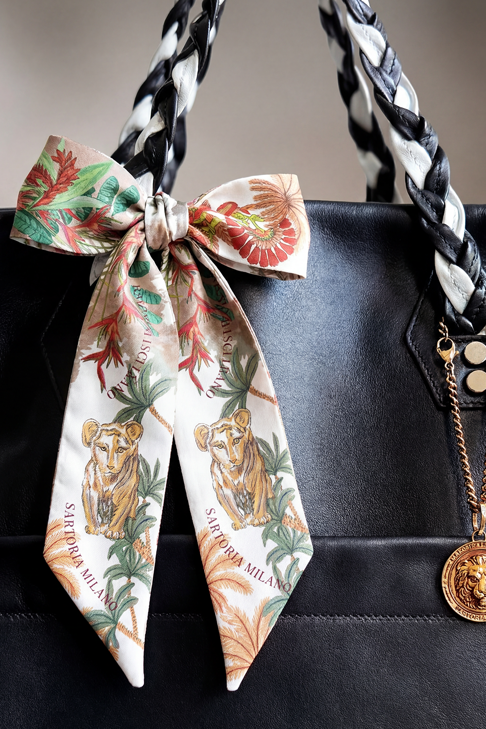 Twilly "Tully" in seta